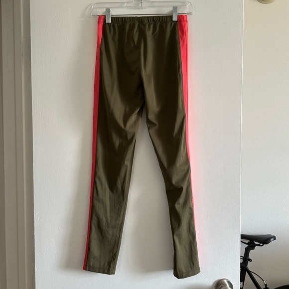 Free People FP Movement Green/Pink Stripe Zipper Side Leggings size Small EUC - Picture 8 of 12